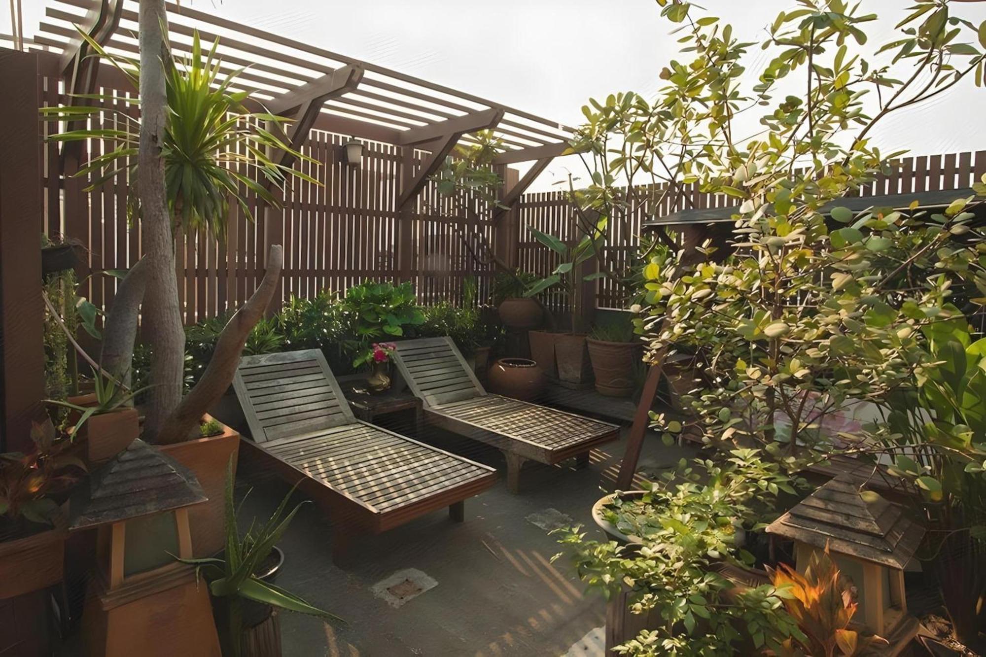 Pannee Lodge Khaosan - Sha Plus Банкок Екстериор снимка