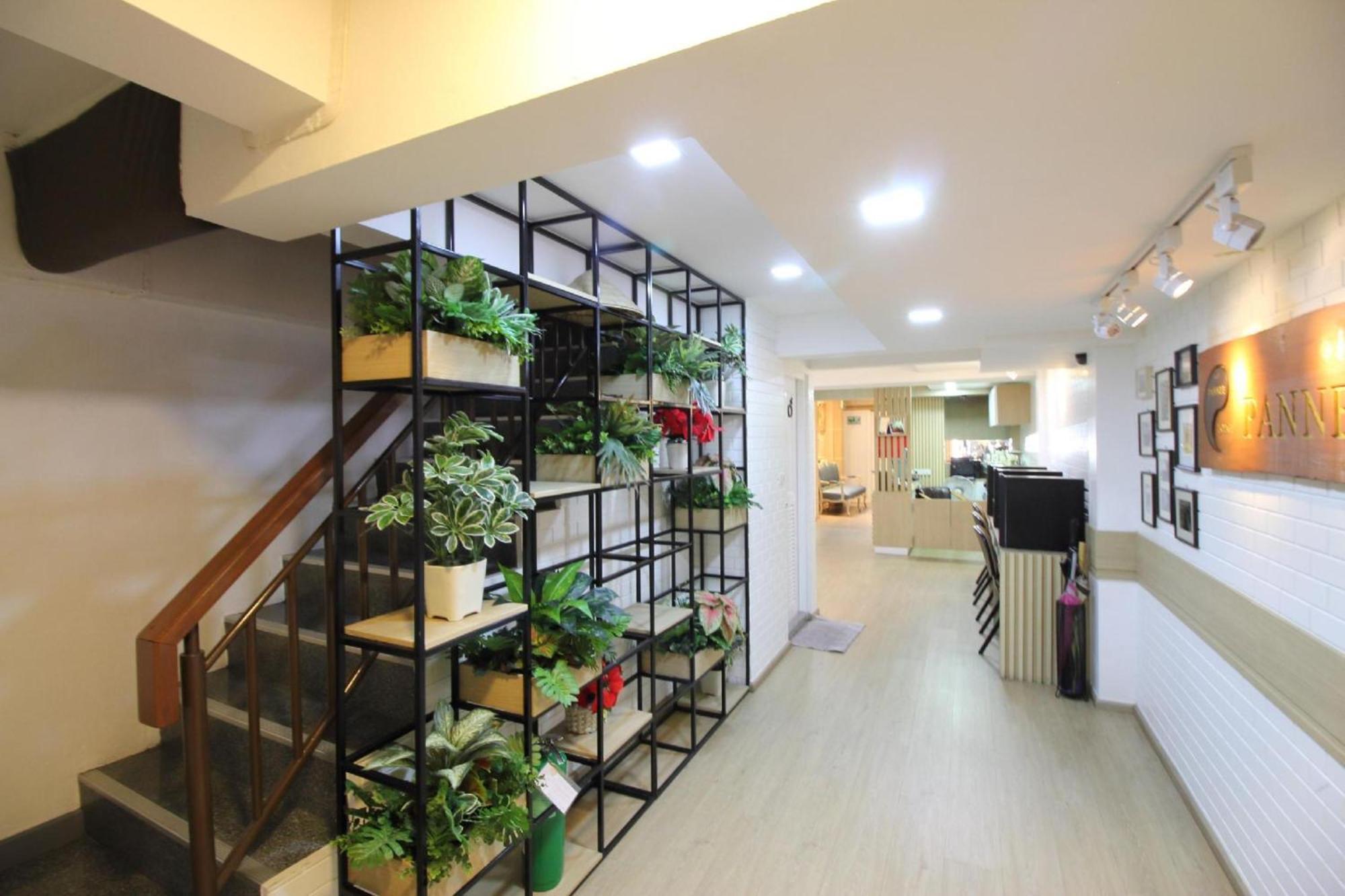 Pannee Lodge Khaosan - Sha Plus Банкок Екстериор снимка